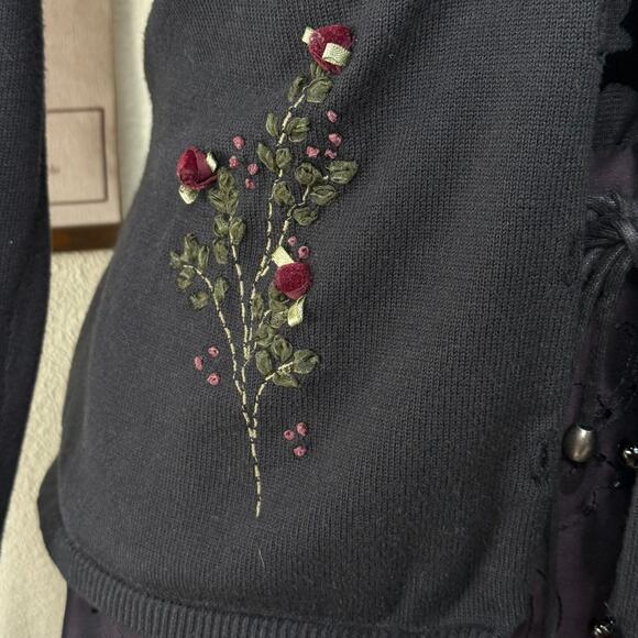 Vintage 90s Y2k Floral Embroidered Cardigan Sweater Dark Coquette Whimsigoth M - Picture 3 of 8